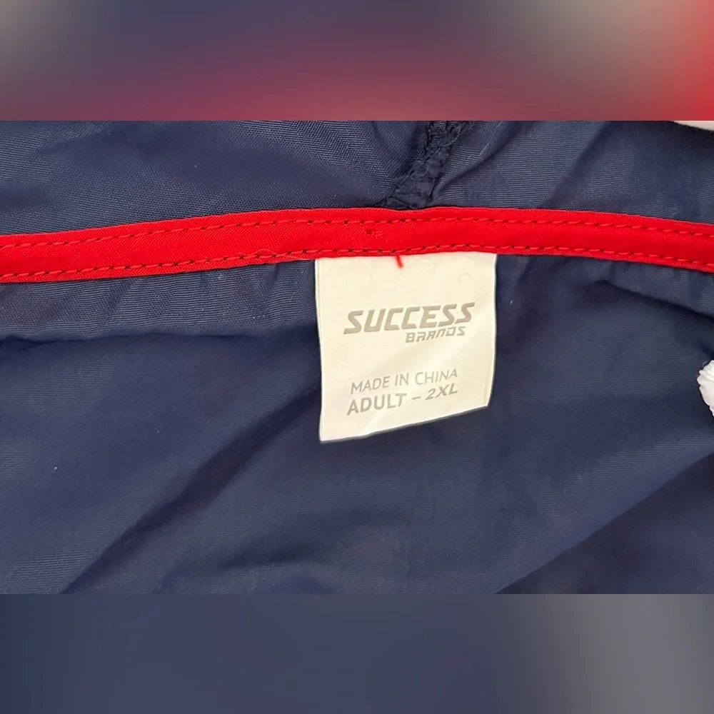 Minnesota Twins hooded windbreaker with “Ford” on 1 sleeve, 2XL